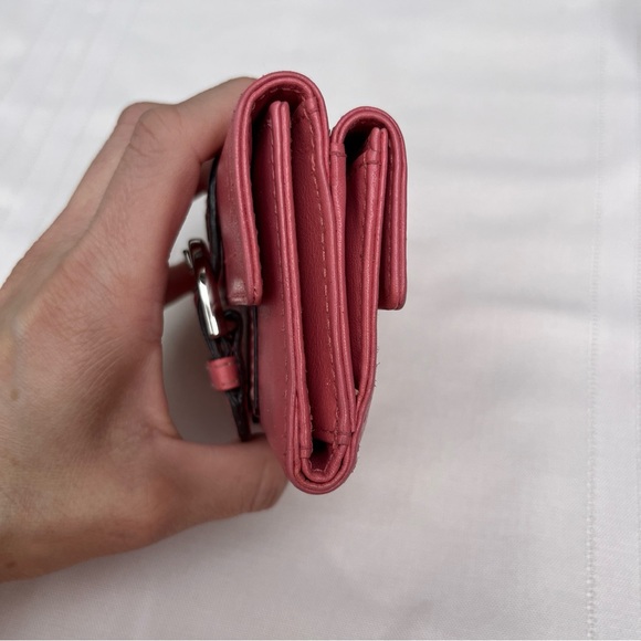 Vintage Coach Soho Wallet with Buckle in Pink Leather - Picture 3 of 15